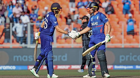 Joe Root - Jos Buttler