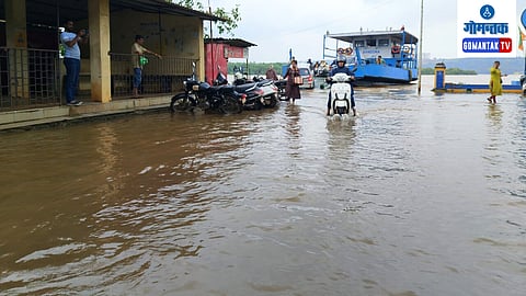 Chorao Ferry Dhakka gone underwater 