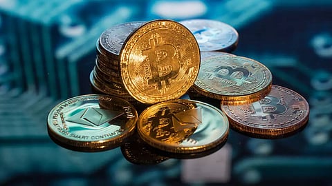 Cryptocurrency: ''...तर आज तुम्ही 2450 कोटींचे मालक असता'', बिटकॉइनने गुंतवणूकदारांना केलं मालामाल!