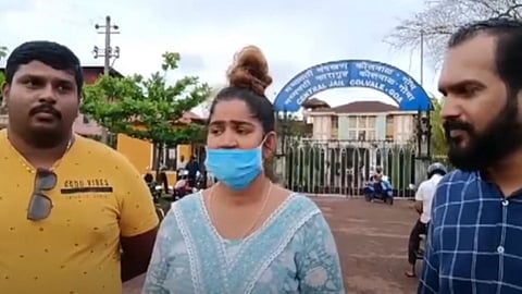 Shreya Dhargalkar Video