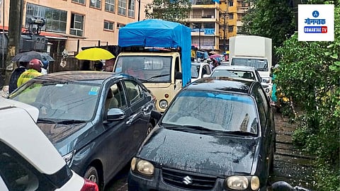 Goa Ponda: विनाहेल्मेट दुचाकीस्‍वारांवरच लक्ष; वाहतूक पोलिसांचे दुर्लक्ष 