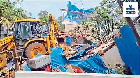 Illegal Construction Demolished: गाळा पाडण्याचे आदेश याआधीच उच्च न्यायालयाकडून देण्यात आले होते