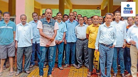 Goa Mining: खाणीच्या विळख्यातून आमचा गाव वाचवा, खटले मागे घ्या; अडवलपालवासीयांचा आक्रोश