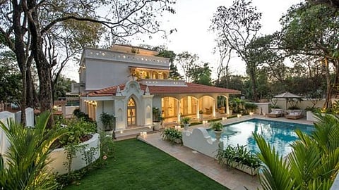 Sunil Gavaskar Luxurious Villa: सुनिल गावसकरांचा गोव्यातील आलिशान 'व्हिला'!