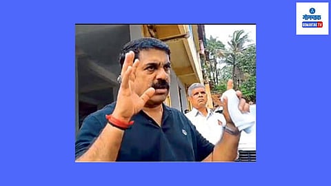 Rohan Khaunte Hugs Vijai Sardesai: स्‍थानिकांचा महोत्‍सवांना विरोध असेल तर तो महोत्‍सव बंद करणे गरजेचे आहे, असे मत सरदेसाई यांनी व्‍यक्‍त केले.