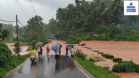 थार वाहून गेली, भिंत कोसळली, दोन दिवसांत पाच बळी; गोव्यात पावसाचा हाहाकार