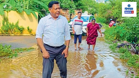 Viriato Fernandes: खासदार विरियोतांनी घेतली पूरग्रस्तांची भेट; बोगमाळो येथे मलेरिया आणि डेंग्यूचा धोका!