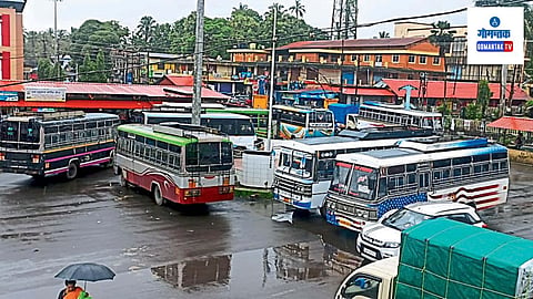 Sanguem: सांगे बाजार परिसरातील पार्किंग समस्या जटिल, वाहनचालक हैराण; पार्किंग सुविधा उभारण्यास पालिकेला अपयश
