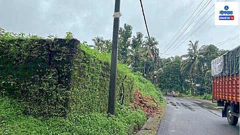 Mandur Panchayat: परिसरातील जीर्ण किंवा कमकुवत झालेल्या वास्तू ओळखून जीवितहानी होणार नाही याची खात्री पंचायतीने केली पाहिजे