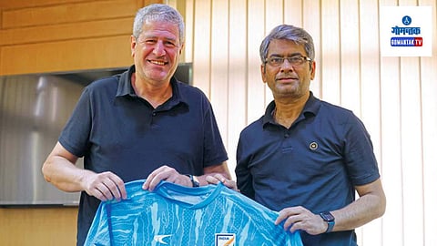 All India Football federation Coach: अखिल भारतीय फुटबॉल महासंघाच्या प्रमुख पदाधिकाऱ्यांना भेटून आवश्यक तांत्रिक बाबींची पूर्तता 