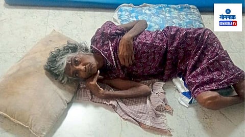 South Goa District Hospital: वाढत्‍या रुग्‍णांसाठी पुरेशा खाटा उपलब्‍ध नसल्‍याने त्‍यांना फरशीवर झोपवून त्‍यांच्‍यावर उपचार केले जातात