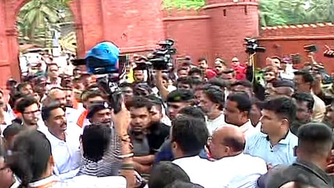 Malvan: शिवरायांच्या पुतळ्यावरुन मालवणमध्ये तणाव; राजकोट किल्ल्यावर ठाकरे - राणे समर्थक भिडले 