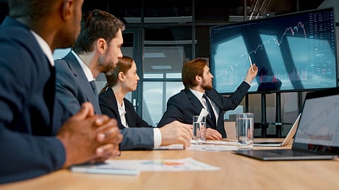 Highest Paying Jobs: जगातील गडगंज पगार देणाऱ्या टॉप 6 नोकऱ्या; जाणून पटकन लागा तयारीला!
