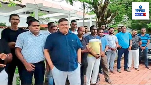 Goa Taxi Operator Protest: ‘ॲप’धारित चालकांकडून हॉटेल्समधील भाडे घेऊन जाण्याच्या प्रकारात वाढ झाली आहे त्यामुळे स्थानिकावर अन्याय होत असल्याचा आरोप
