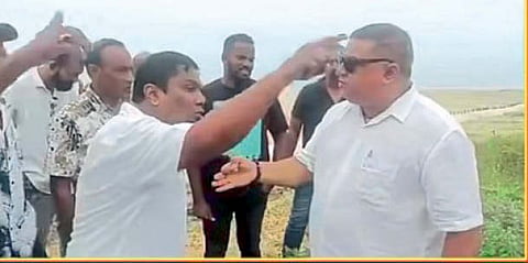 Dixon Vaz | Venzi Viegas