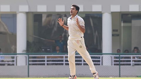 Ranji Cricket Tournament: अर्जुन तेंडुलकरसह हेरंब, शुभमचा भेदक मारा, सुयश आणि रोहणचं 'तूफान'; सिक्कीमचा संघ पत्त्यासारखा ढासळला !
