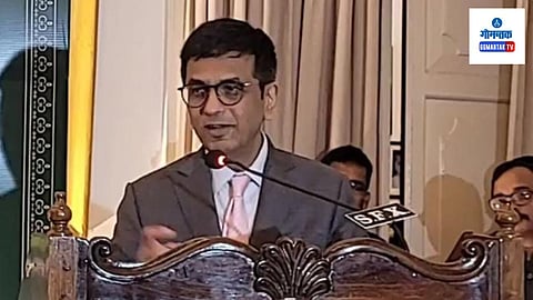 CJI Dr. D.Y Chandrachud in Goa: पुस्तक प्रकाशन सोहळ्यात बोलत असतानाच डॉ. चंद्रचूड यांनी मराठी आणि कोंकणीमध्ये होणाऱ्या न्यायालयीन अनुवादासह इतर अनेक महत्वाच्या मुद्यांवर प्रकाश टाकला