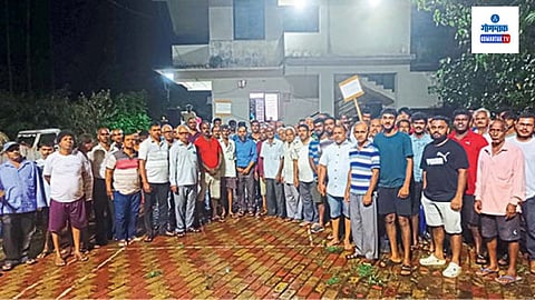 Arambol Panchayat Zone: हरमल पंचायत क्षेत्रातील भटवाडी वाड्यावर अंदाजे ३.५ लाख चौमी. असलेला डोंगर सेटलमेंट झोनमध्ये रुपांतरित केल्याने भटवाडी वाड्यावरील सुमारे  २०० संतप्त ग्रामस्थांनी जोरदार विरोध दर्शवला. सदर प्रश्‍न धसास लावण्यासाठी समितीची स्थापना करण्यात आली.