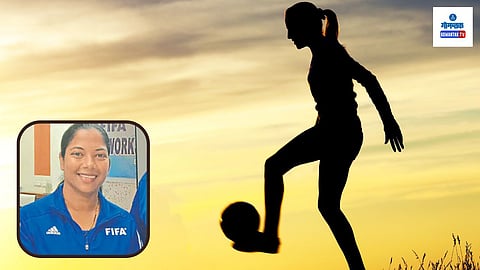 Goa Football: कुंकळ्ळी येथील गिरिजादेवी देसाई यांनी फुटबॉल प्रशिक्षणात विक्रमी भरारी घेतली. एएफसी लेव्हल २ अभ्यासक्रम यशस्वीपणे पूर्ण करणाऱ्या त्या देशातील पहिल्या महिला फुटबॉल मार्गदर्शक ठरल्या आहेत.