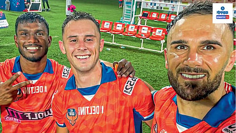 ISL 2024-25:  ताकदवान बंगळूर एफसीला नमवून यंदाच्या इंडियन सुपर लीग (आयएसएल) फुटबॉल स्पर्धेत घरच्या मैदानावर पहिला विजय साकारलेल्या एफसी गोवाचे प्रशिक्षक मानोलो मार्केझ संघाच्या उत्कृष्ट कामगिरीने सुखावले आहेत. 