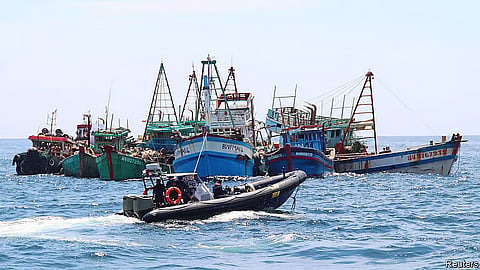 Malpe boats fishing controversy