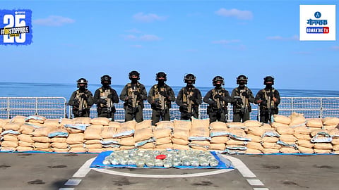 Indian Navy seizes 2500 KG narcotics in the Western Indian Ocean. 