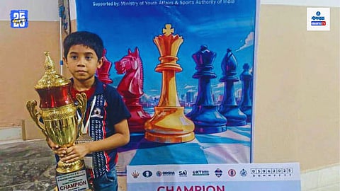 Evan Tellis wins gold in chess