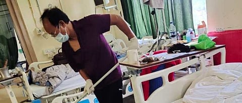 Hospital service of coronated ministers The photo while cleaning is going viral