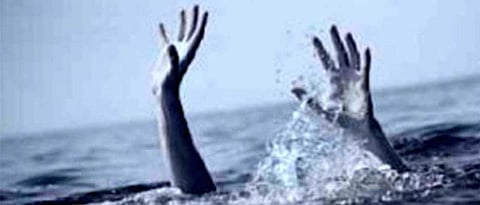 haryana 4 children die by drowning in a pond on the day of holi in palwal
