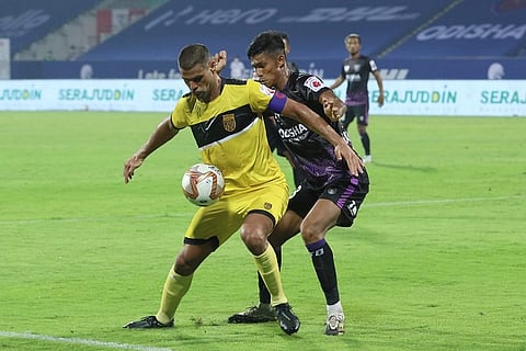 SL football tournament