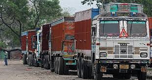 खाणव्याप्त भागातील ट्रक धारकांसाठी महत्वाची बातमी; ट्रकांचा ‘फिटनेस' दंड गोवा सरकारकडून रद्द 
