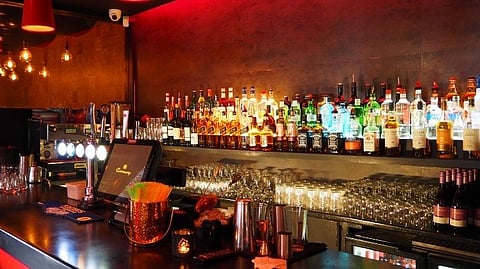 Bar industry in Goa