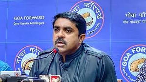 Vijai Sardesai slams goa government on mining issue 