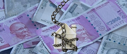 Lonavala Rural Police has seized cash worth ₹4 crores on the Mumbai Pune Expressway
