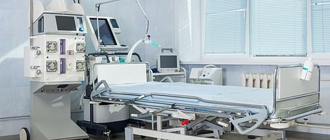 people setup mini hospital at home due to covid pandemic
