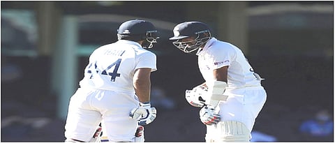 India Vs Australia 3rd Sydney test match drawn as Hanuma Vihari and R Ashwin Sticked to the wicket India Australia on tie with 1 victory 
