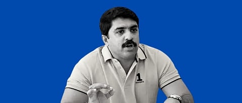 vijay saedesai