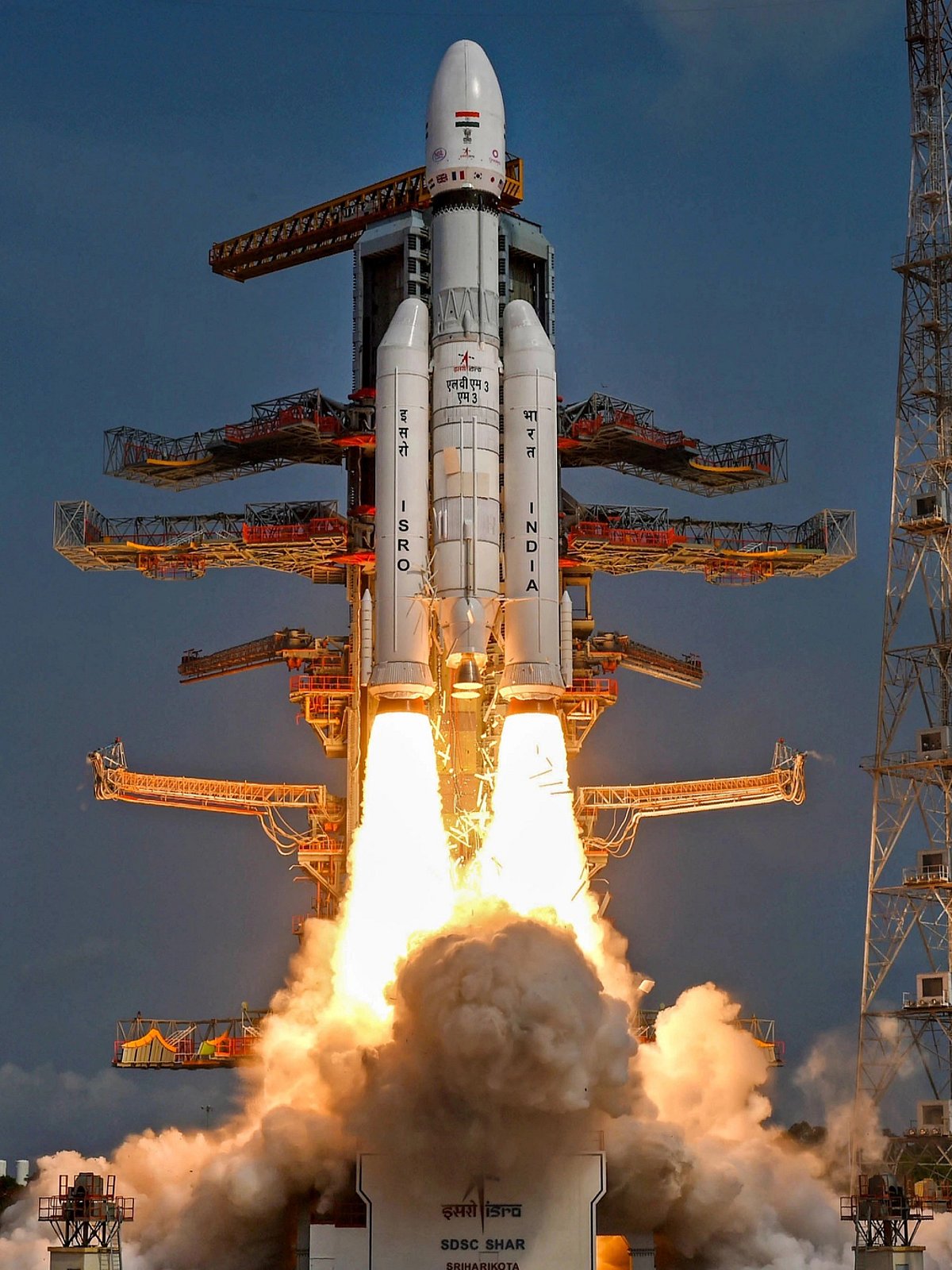 Chandrayaan-3 lunar south pole landing and spacecraft mission concept
