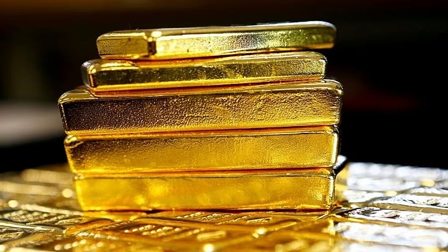 India's gold tariff hike fuels smuggling revival; squeezes banks, refiners
