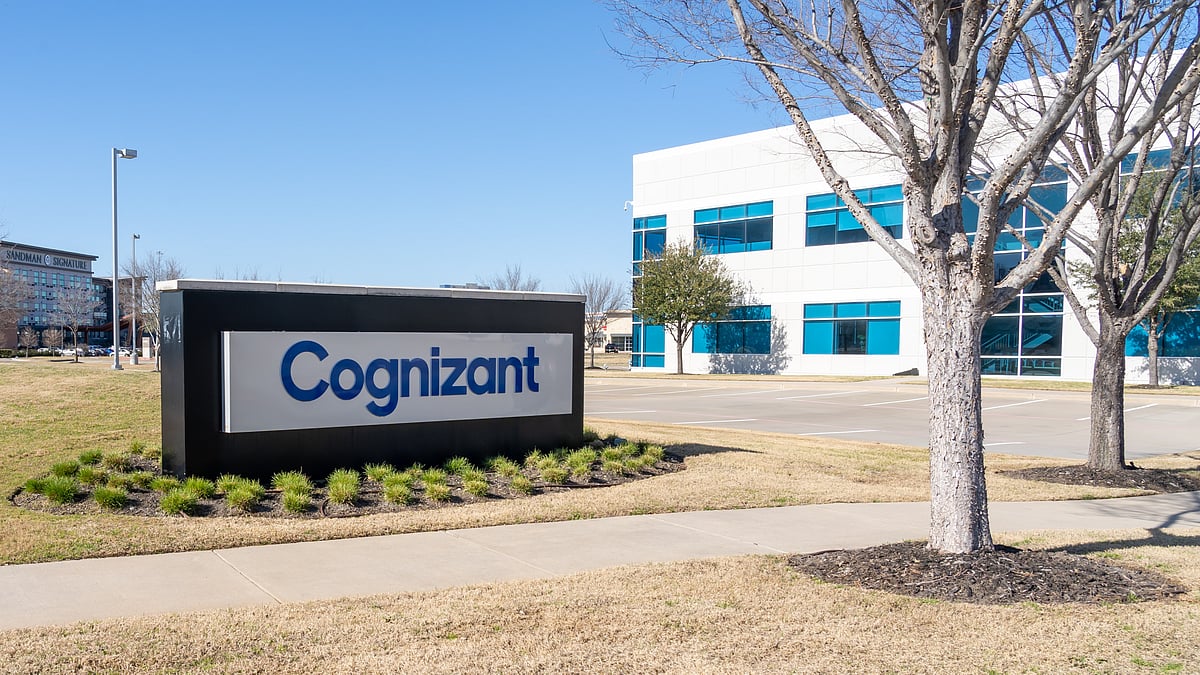 US suspends Cognizant, Cloudera green card filings amid visa fraud probe