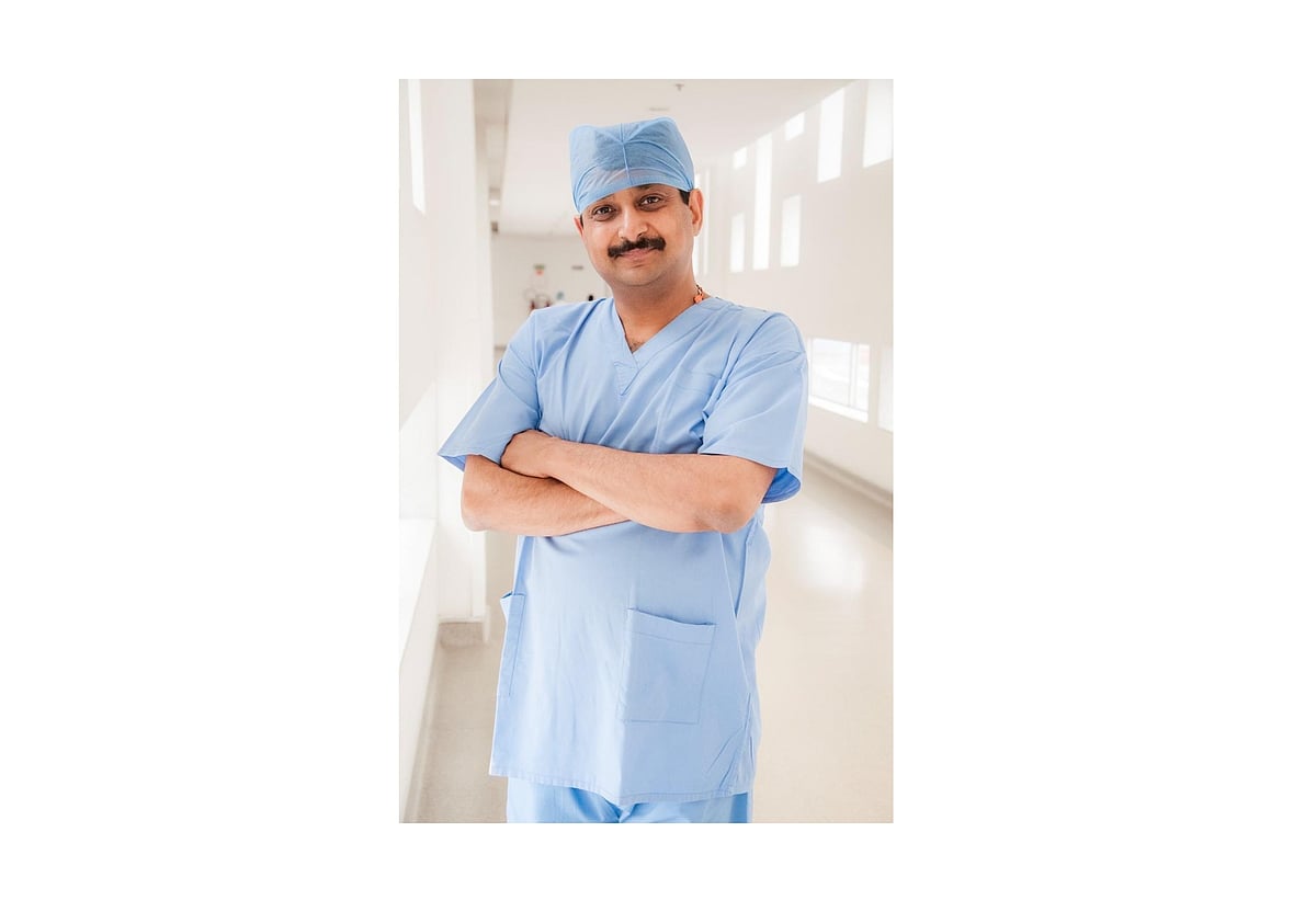Max Hospital Performs Rare Elbow Reconstruction with Synthetic Ligament