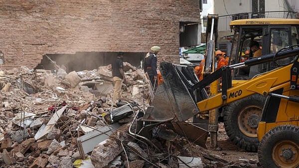 Delhi PG collapse death toll rises to 7, owner absconding; MCD orders demolition of another 'ruinous' building
