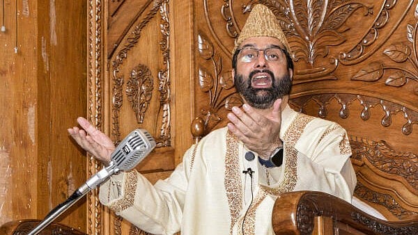 Kashmir clerics unite for common Friday sermons on social issues
