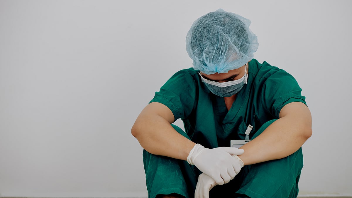 Fear of litigation can push doctors to 'practice safely'. Is India heading towards defensive medicine?