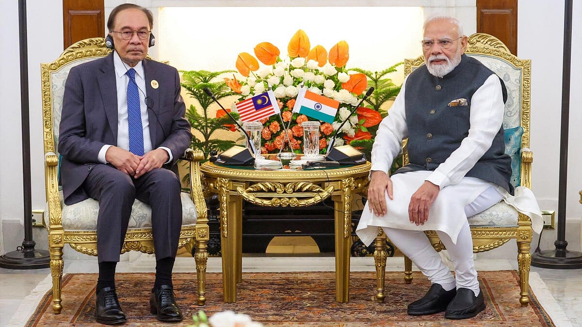 BRICS 2026 | PM Modi, Anwar Ibrahim discuss stronger India-Malaysia ties in energy, defence and trade