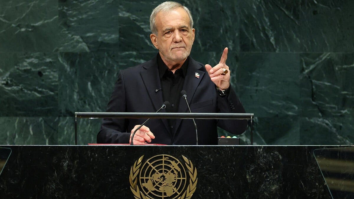 Iran Tells UN It Will Not Surrender in US War but Backs Diplomacy