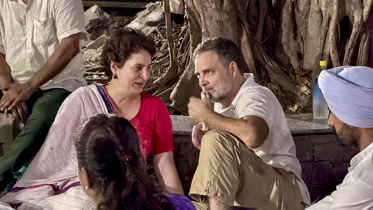 EC SIR Row Protest Live Updates | FIR registered against Rahul, Priyanka Gandhi for entering Akashvani Bhawan without permission