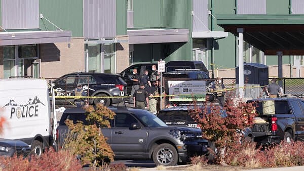 Four dead, including three children, after 16-yr-old opens fire at Oregon school, armed citizen kills shooter