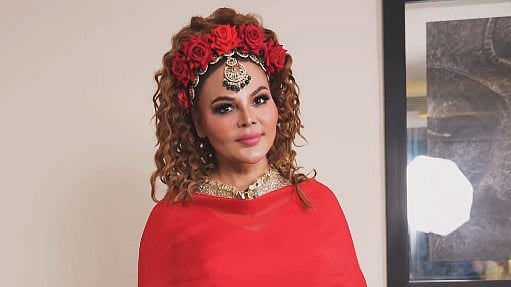 Rakhi Sawant faces non-bailable warrant in suicide case after she fails to appear in Uttar Pradesh court