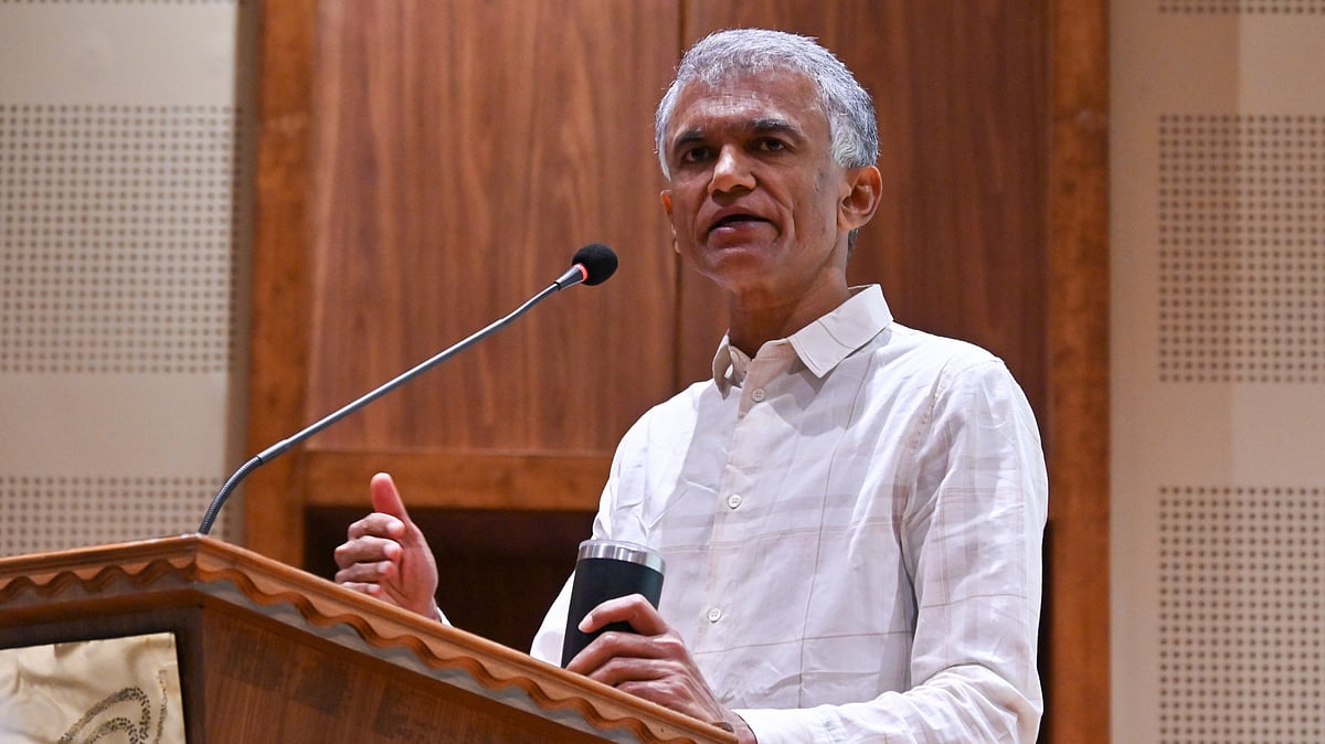 ಬೆಂಗಳೂರುಾದ್ಯಂತ ಎಲ್‌ಇಡಿ ಬೀದಿ ದೀಪಗಳ ಅಳವಡಿಕೆಗಾಗಿ ಅಕ್ಟೋಬರ್ 31ರ ಗಡುವು ನಿಗದಿಪಡಿಸಿದ ಕೃಷ್ಣ ಬೈರೆ ಗೌಡ